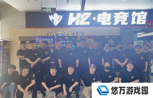 《街头篮球》99年选手首战圆梦 黑马连斩精英逆袭夺冠